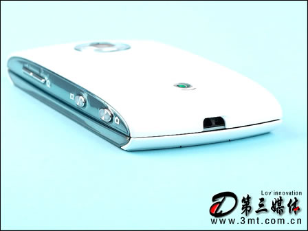 索爱手机: 侧滑全键S60触控 720P社交机索爱U20i到